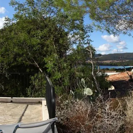Mini Figari, Santa Giulia וילה